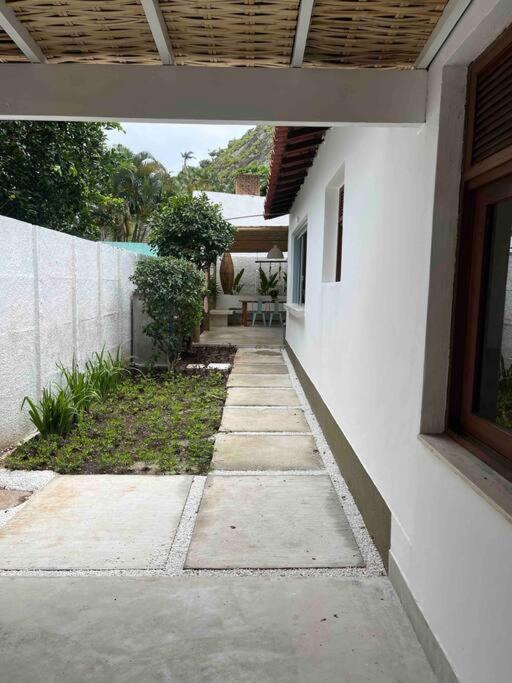Casa Praiana De Itacoatiara Niteroi Exterior photo